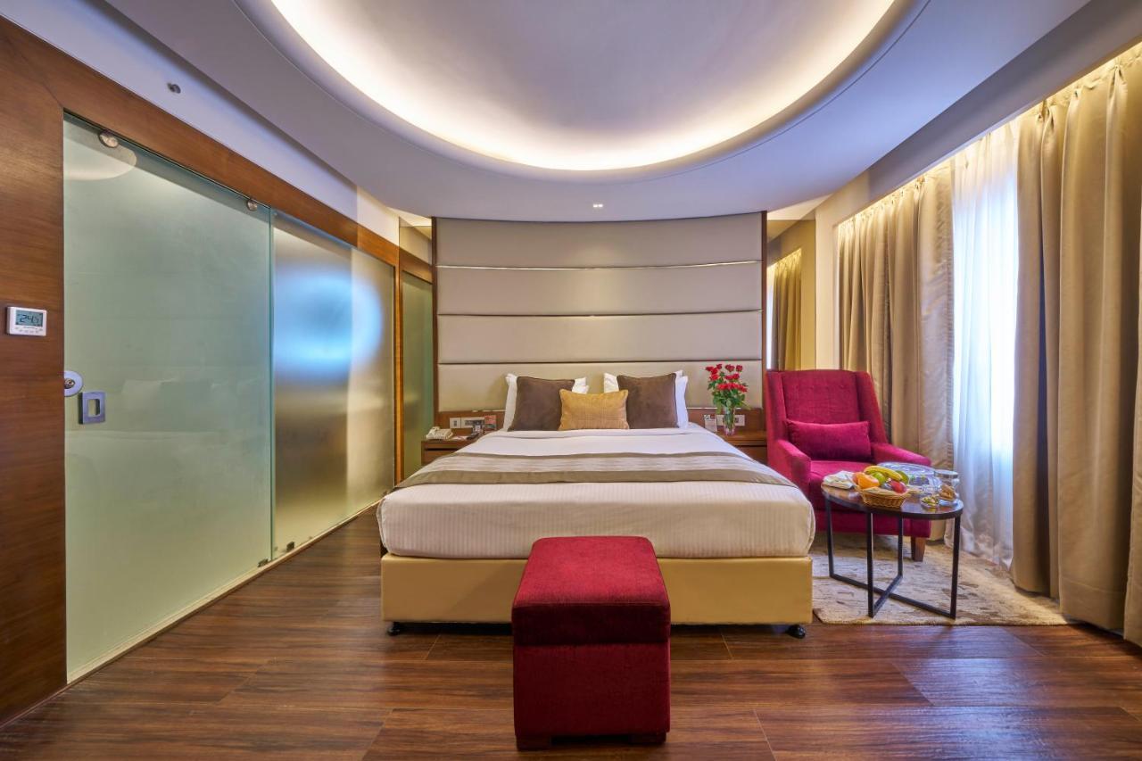 Hotel Hindusthan International, Bhubaneswar Esterno foto