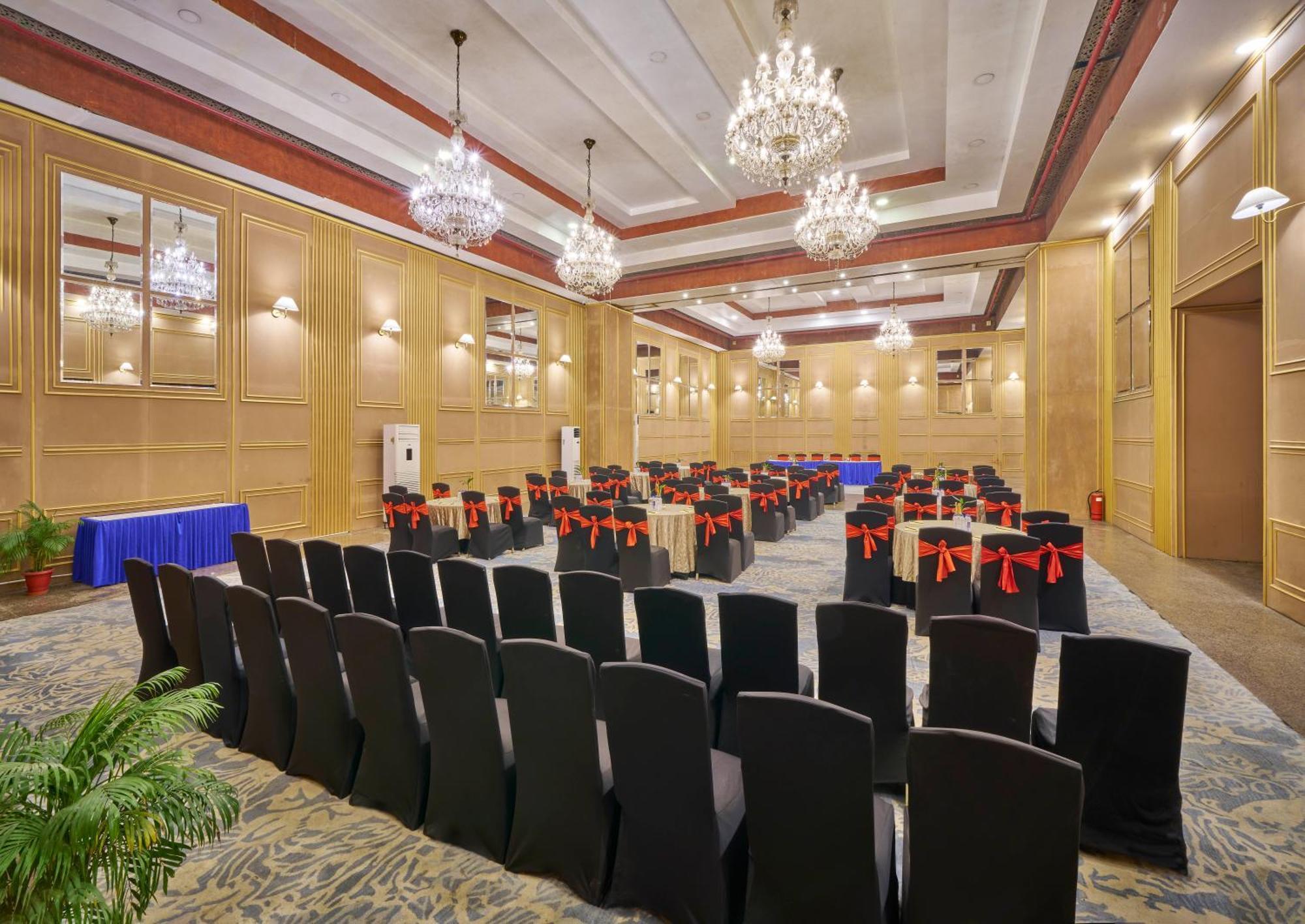 Hotel Hindusthan International, Bhubaneswar Esterno foto