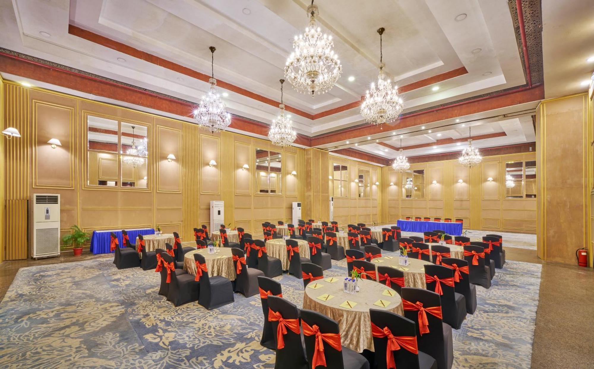 Hotel Hindusthan International, Bhubaneswar Esterno foto