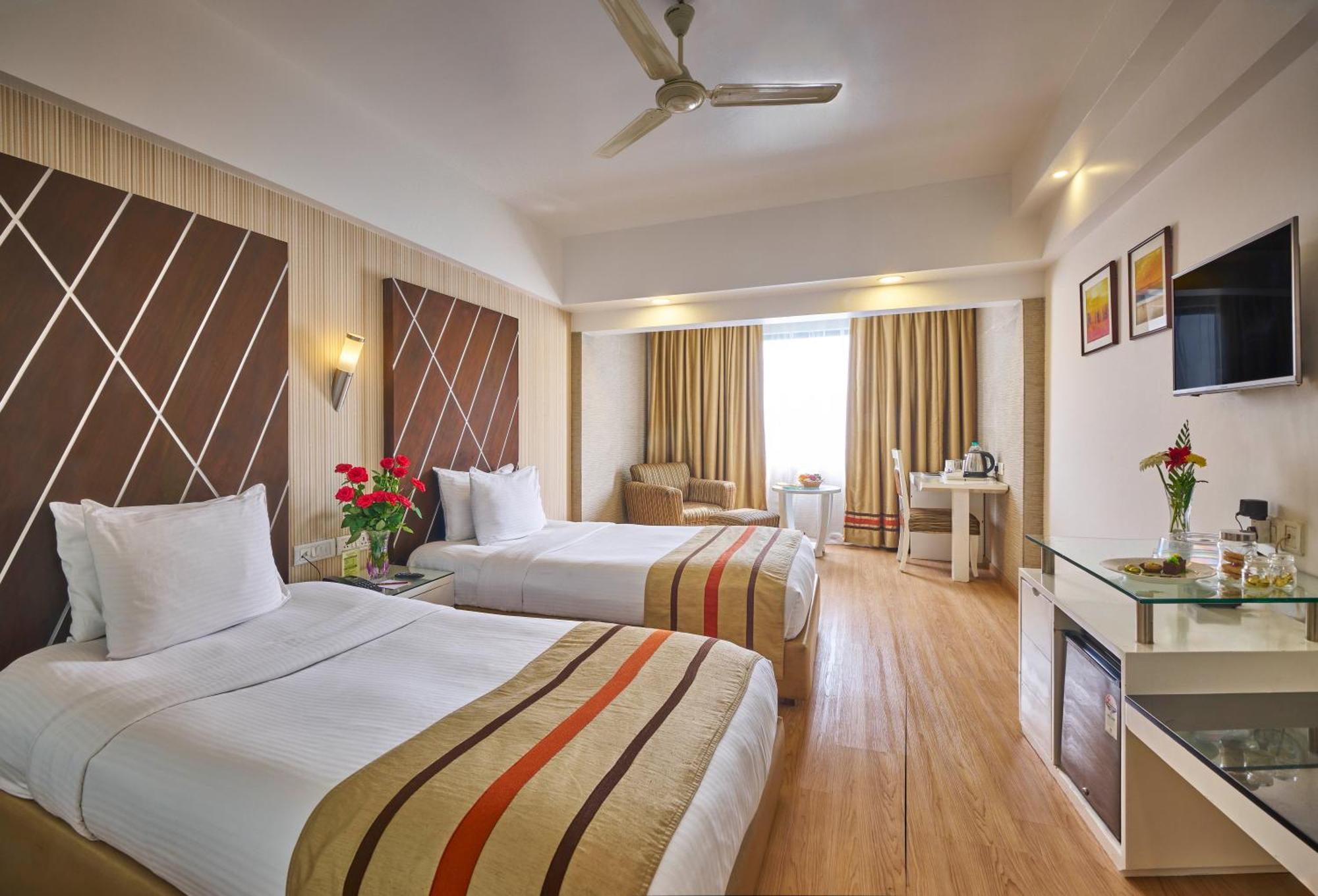 Hotel Hindusthan International, Bhubaneswar Esterno foto